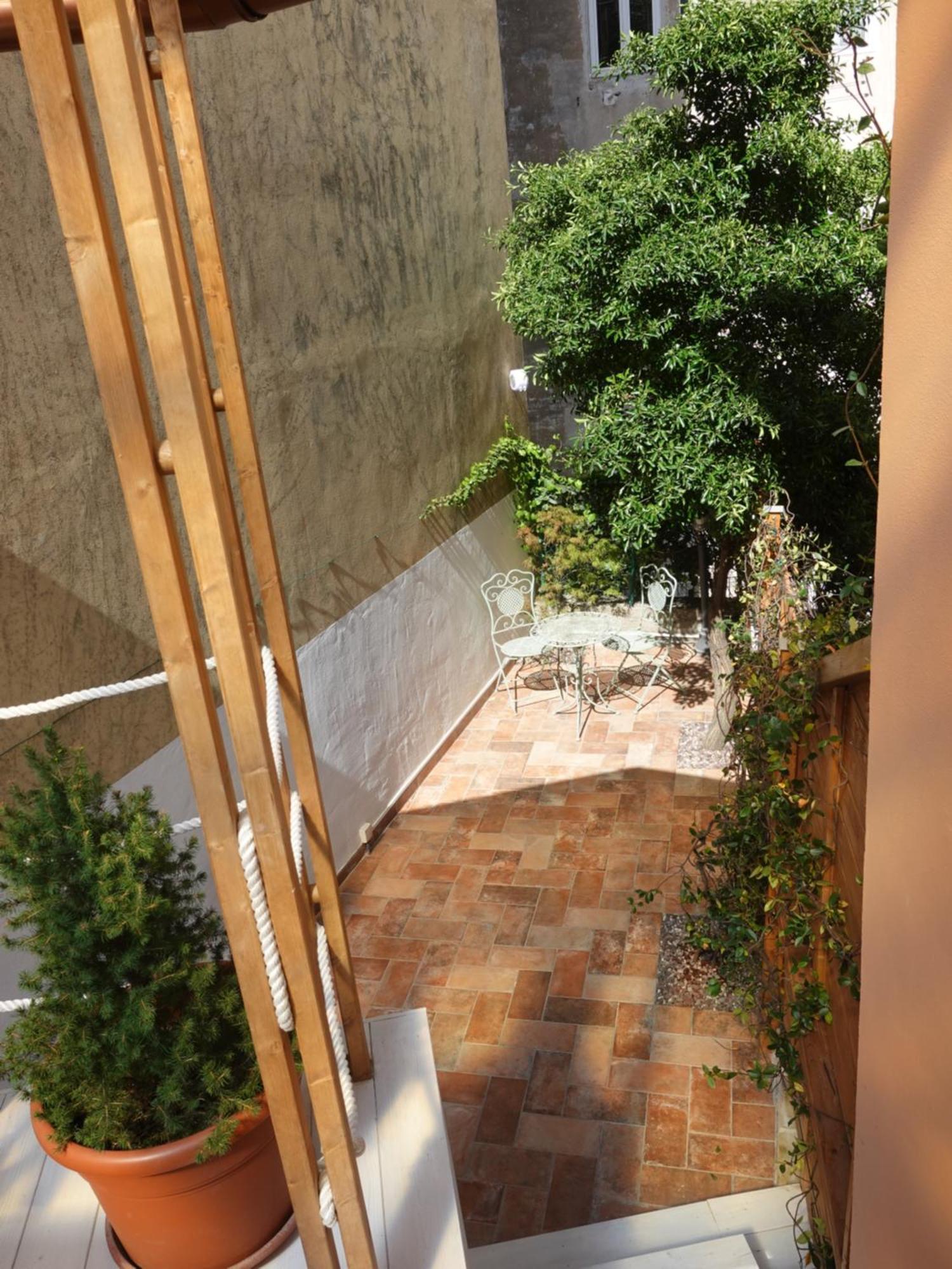 Cavana Cosy Apartment With Garden Near The Sea Trieste Esterno foto